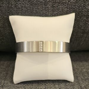 NWOT B. Tiff stainless steel bangle